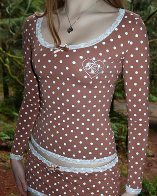 Hot Cocoa Chelsea Long Sleeve