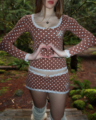 Hot Cocoa Chelsea Long Sleeve