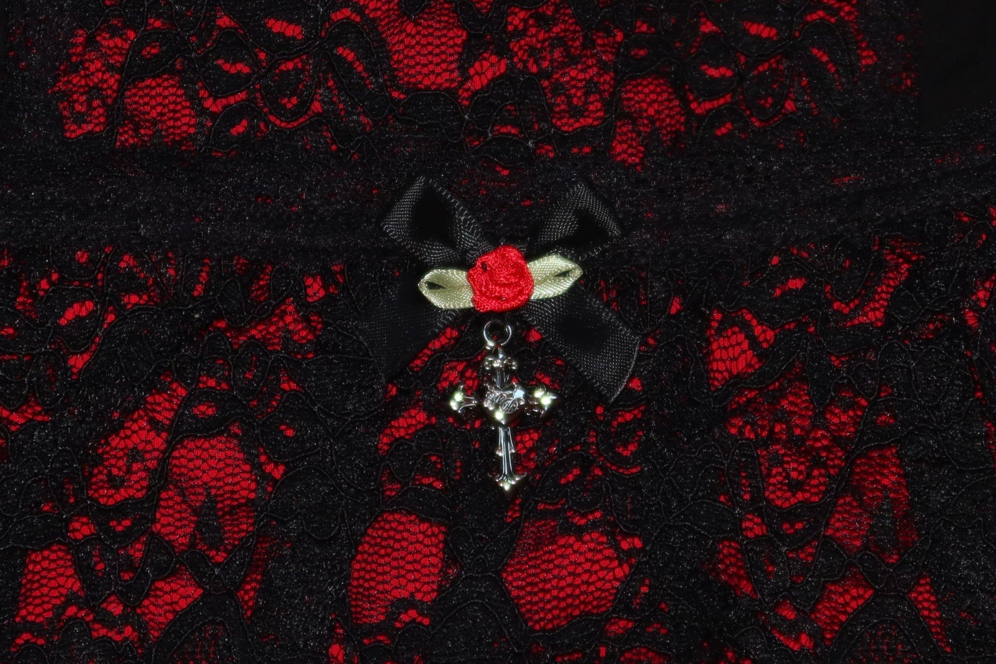 Darewood Red and Black